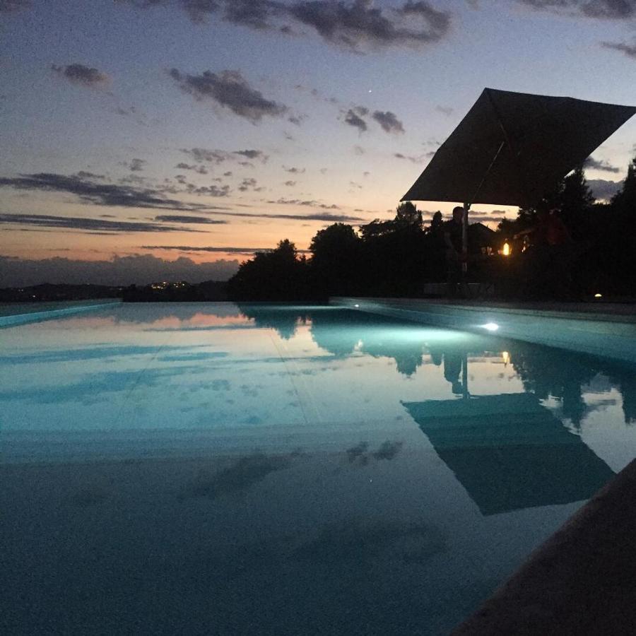 B&B Bionzo16 Calosso ภายนอก รูปภาพ