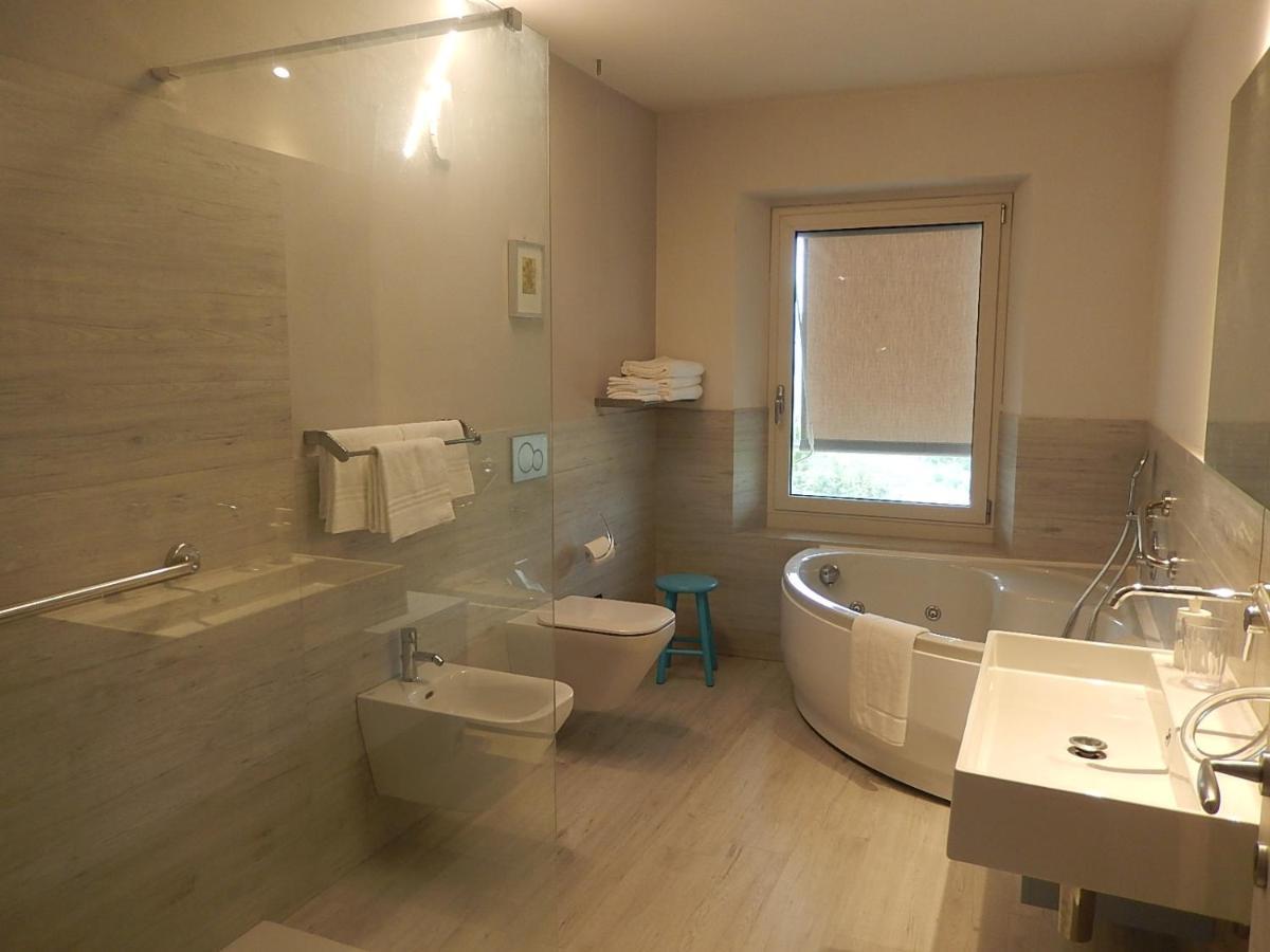 B&B Bionzo16 Calosso ภายนอก รูปภาพ