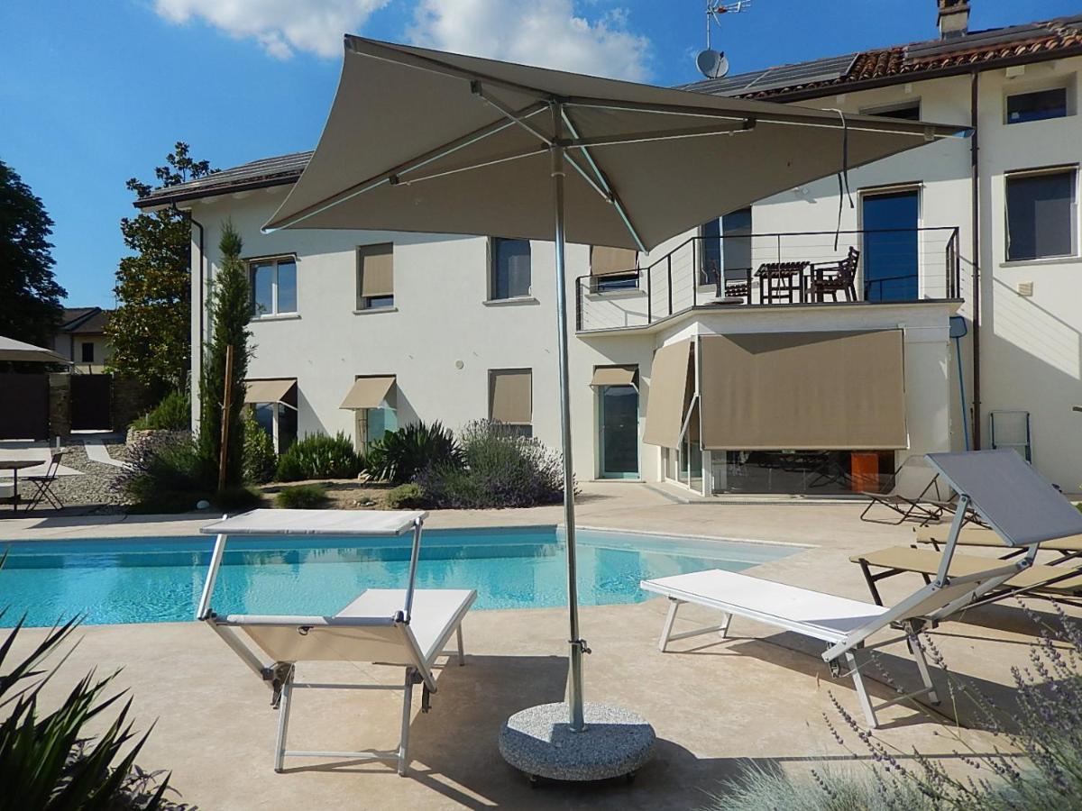 B&B Bionzo16 Calosso ภายนอก รูปภาพ